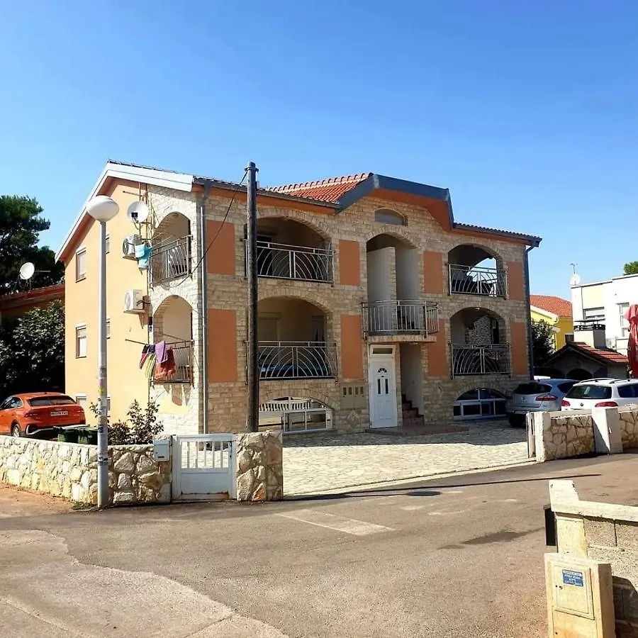 Apartmani Mujic Vir