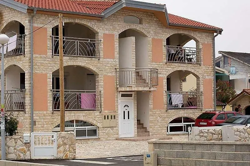 Apartmani Mujic Vir